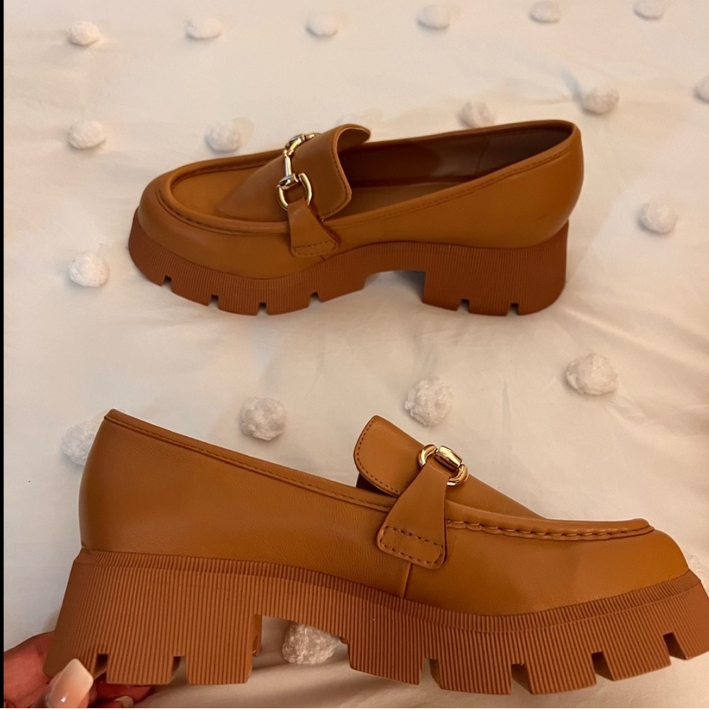 BCBGeneration Tan Flats Timeless Moccasin-Style Loafers